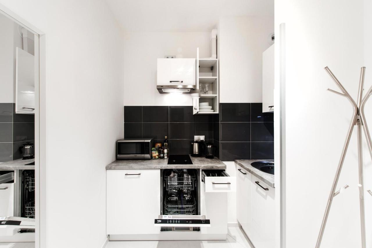 Super Apart Dywizjonu 303 175/8 Apartment Warsaw Room photo